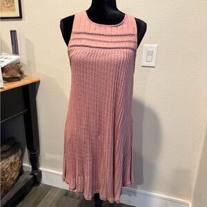 Elegant Pink Sleeveless Dress